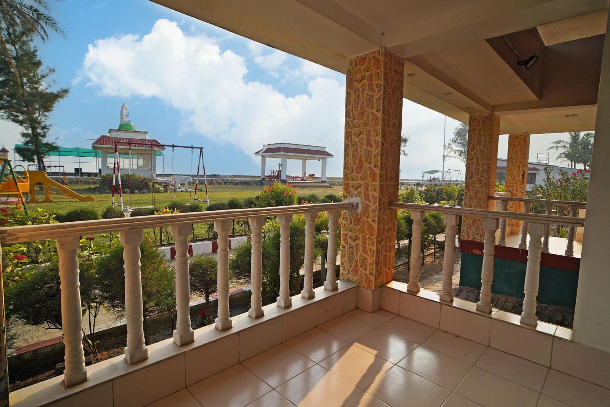 Santiniketan Hotel And Resort !! On Beach Family Resort !! 曼达莫尼 外观 照片