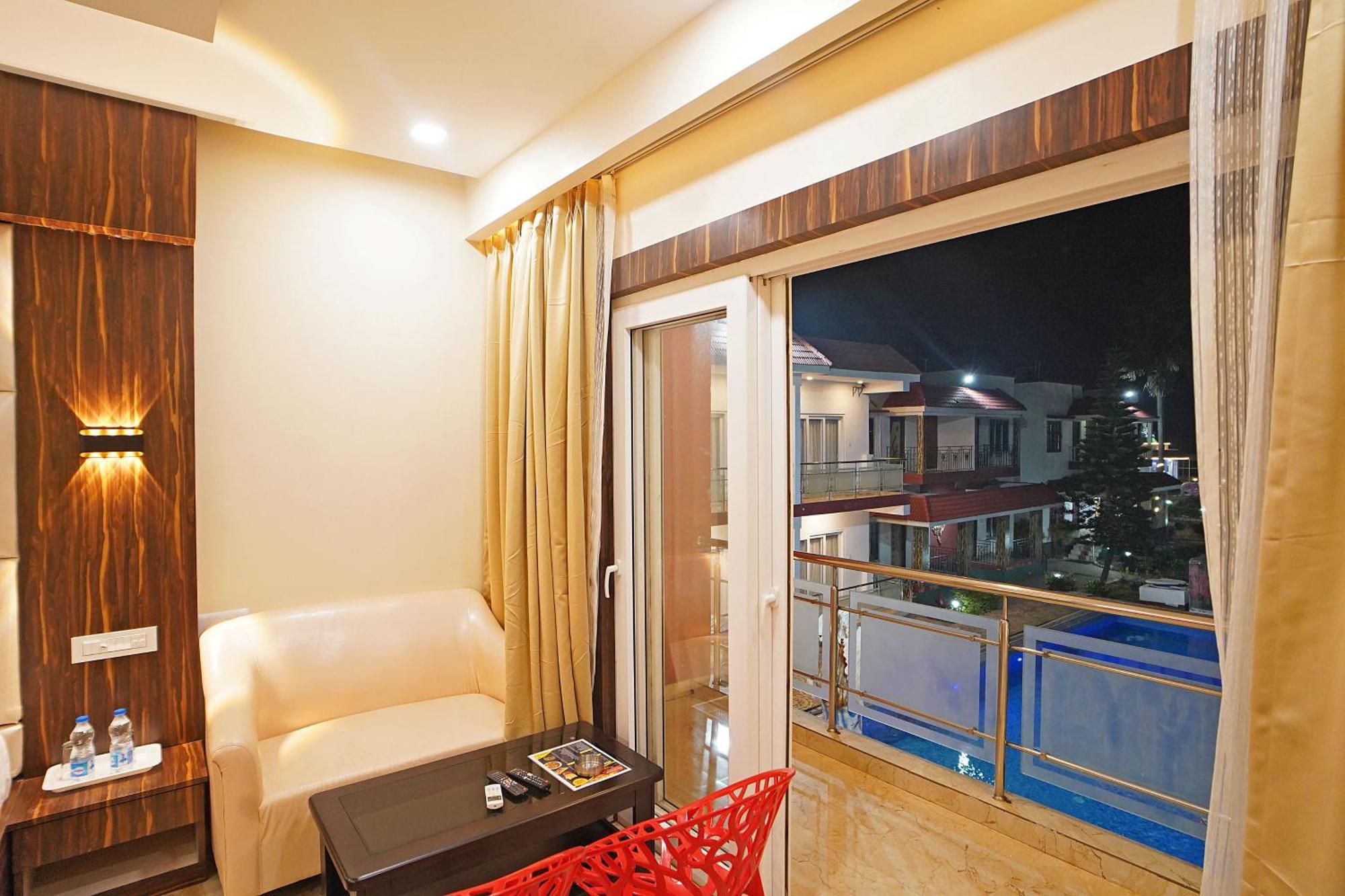 Santiniketan Hotel And Resort !! On Beach Family Resort !! 曼达莫尼 外观 照片
