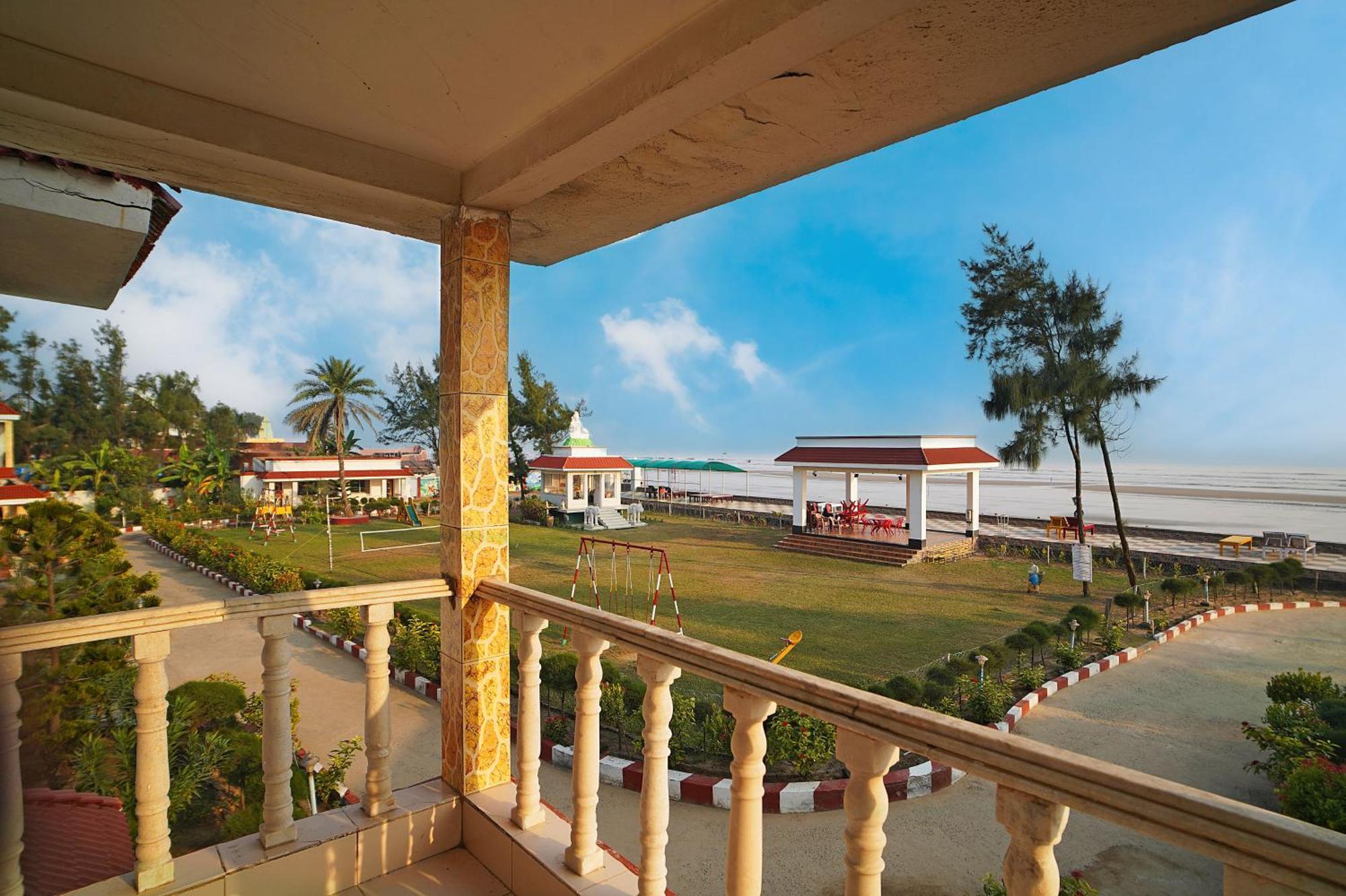 Santiniketan Hotel And Resort !! On Beach Family Resort !! 曼达莫尼 外观 照片