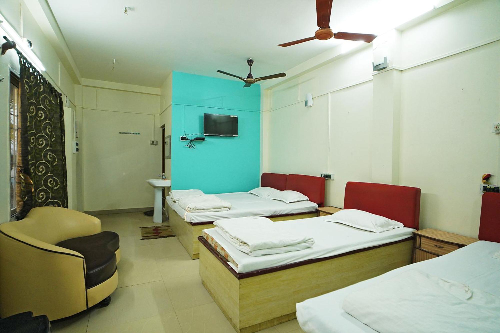 Santiniketan Hotel And Resort !! On Beach Family Resort !! 曼达莫尼 外观 照片